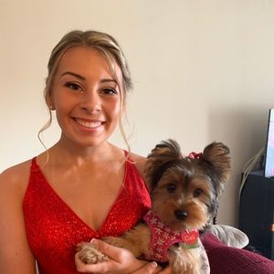 Meet your Posher, Ashley